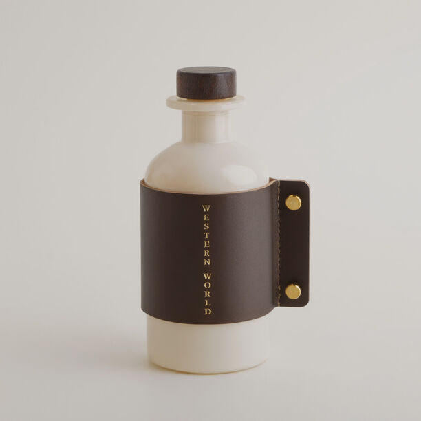 Homez tuscan Leather reed diffuser 200ml image number 3