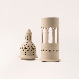 هومز حامل شموع معدن باللون البيج 11.3*11.3*38.2 سم