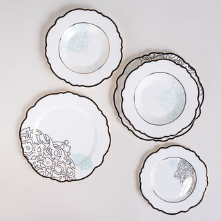 La Mesa white porcelain 18 pc dinner set