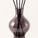 هومز معطر جو زجاج مع أعواد برائحة صنّي سانغريا 1000مل image number 2