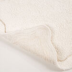 Boutique Blanche White Cotton Blend Scalloped Tufted Bathmat, 60*90 Cm image number 4