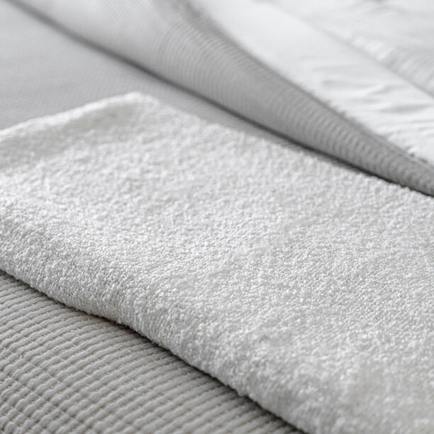 Bouclay Throw 130*170 cm image number 0
