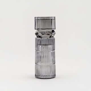 هومز حامل شمعة زجاج رمادي فاتح 8.9*8.9*27.4 سم