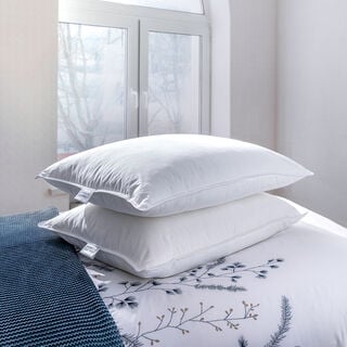 Extremely Soft Finerball Pillow 200 Tc 850Gr In Linen Bag