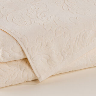 Boutique Blanche Ivory 100% Cotton Plush Velour Hand Towel 50*90 Cm