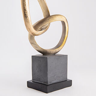 Home accent sculpture