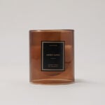 شمعة معطرة في برطمان زجاجي برائحة رمال العنبر image number 0