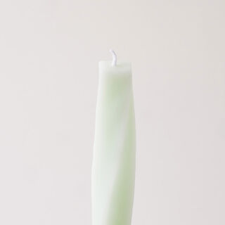 homez candle with square base 4*4*29cm, green