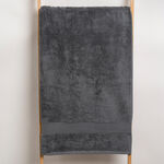 Boutique Blanche grey ultra soft cotton bathroom towl 100*150 cm image number 4