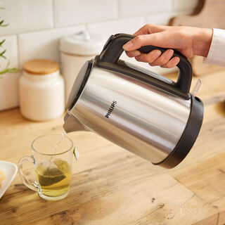 Philips Daily Metal Kettle, 2200W, 1.7L,Steel