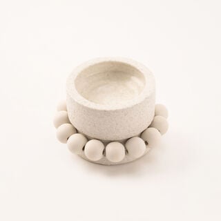 Selah collection off white ceramic candle holder 8*8*5 cm