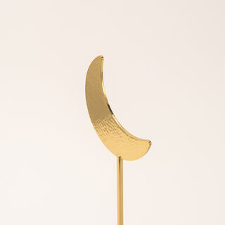 تحفة ديكور رمضاني خشب و معدن باللون الذهبي من هومز 30*7*9 سم