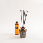 Woody aromatic diffuser with fiber sticks 200 ml image number 0
