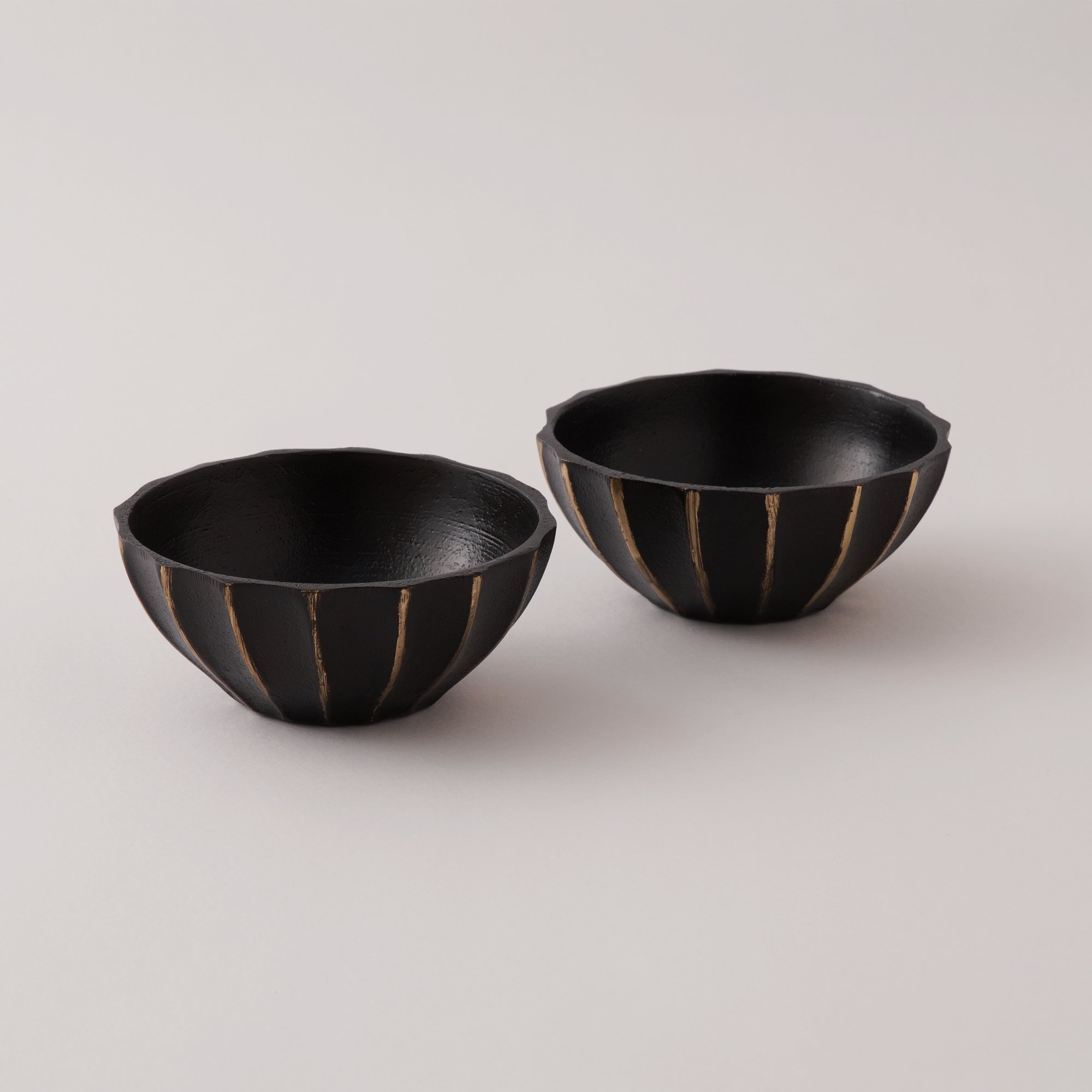 Alberto aluminum round nut bowls set of 2pcs 10*10*5cm, black