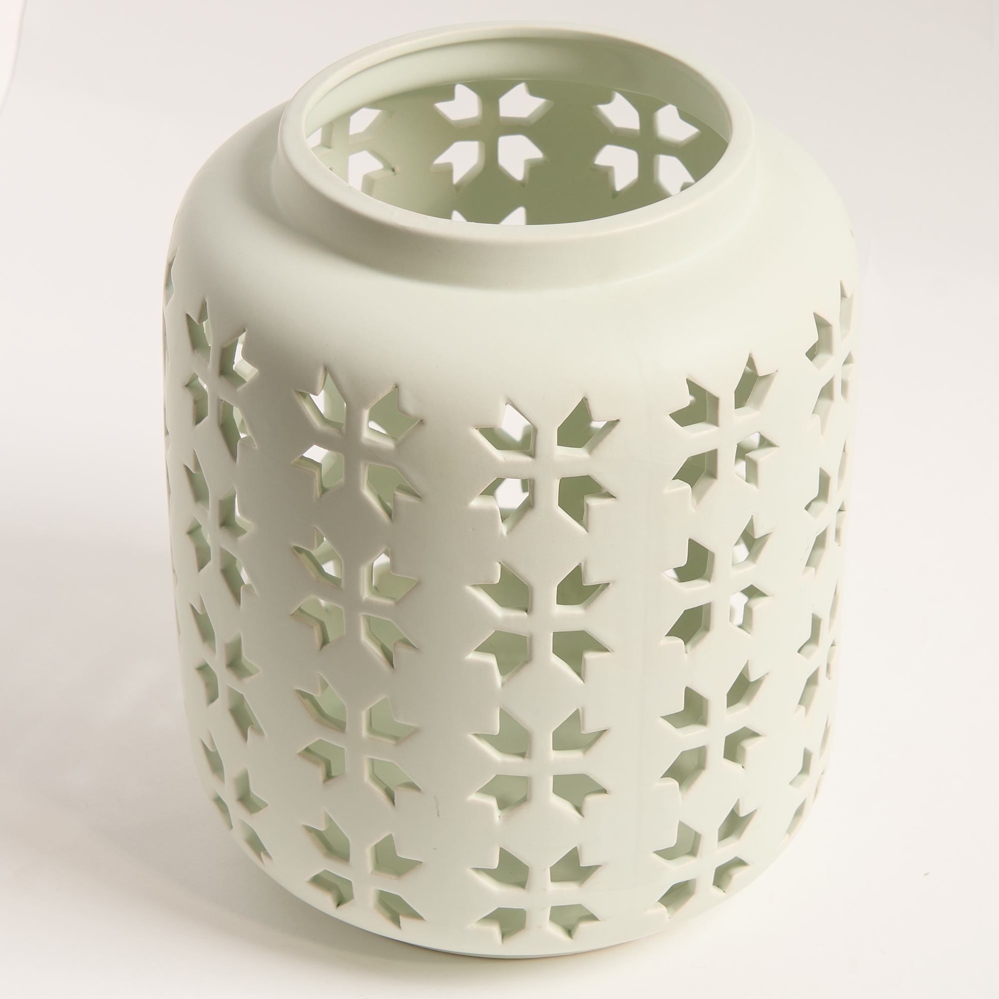 

Homez white ceramic candle holder 20.6*20.6*24.5 cm