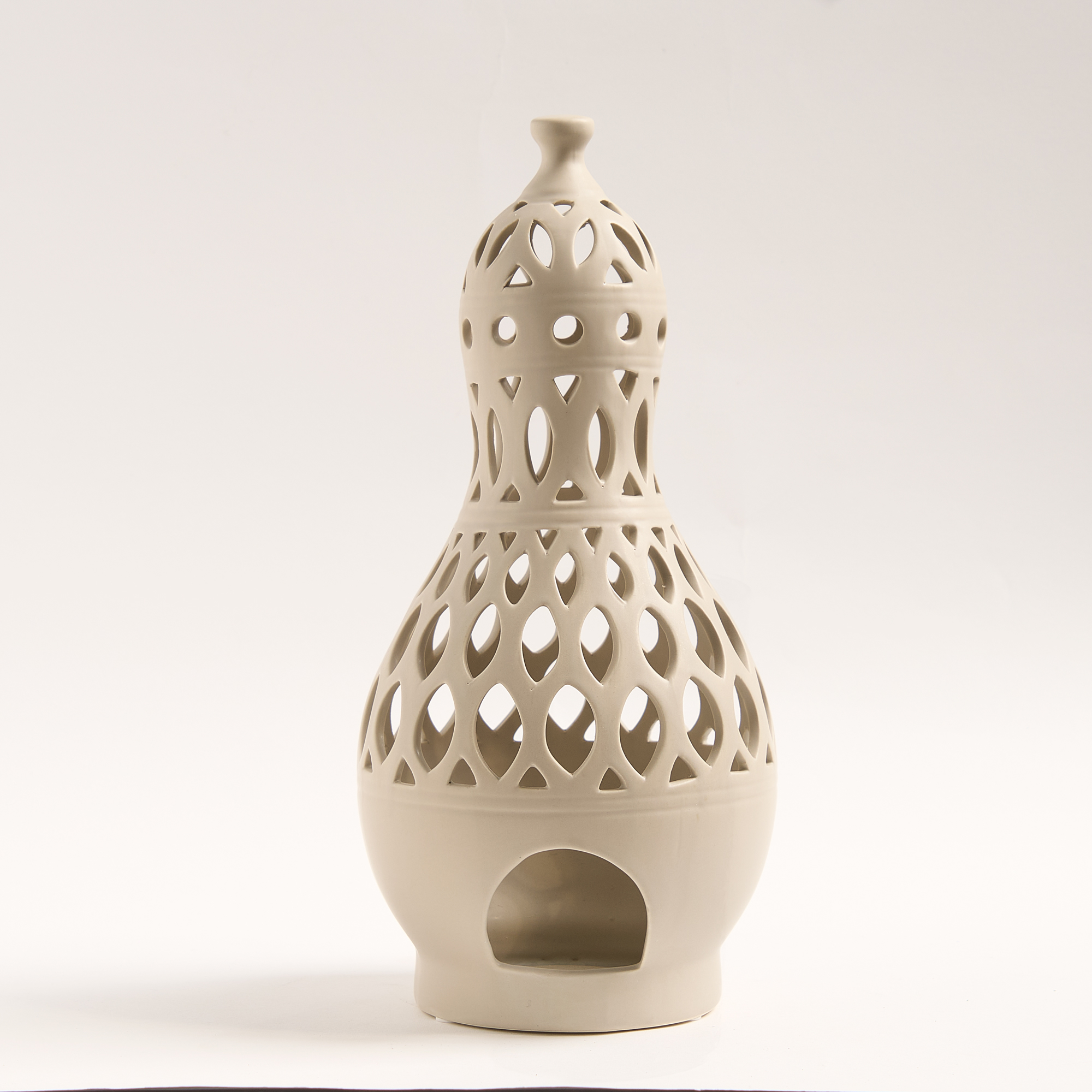 

Candle Holder15.4*15.4*33 Cm