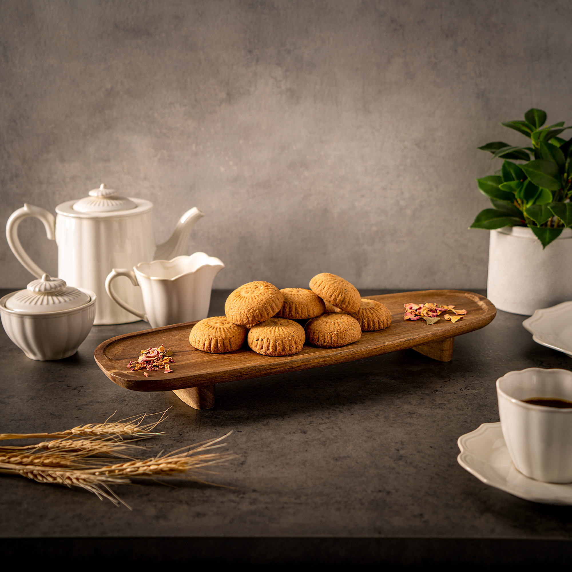 

Alberto Acacia Oval Serving Dish
