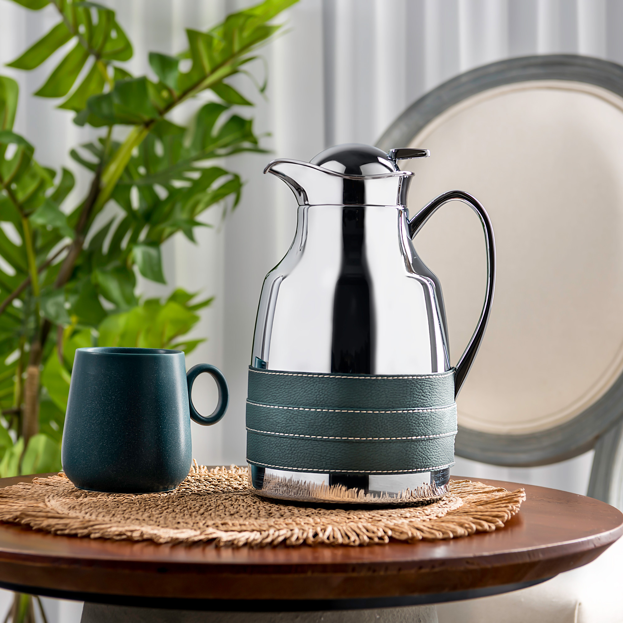 

Dallaty steel vacuum flask blue chrome 1L