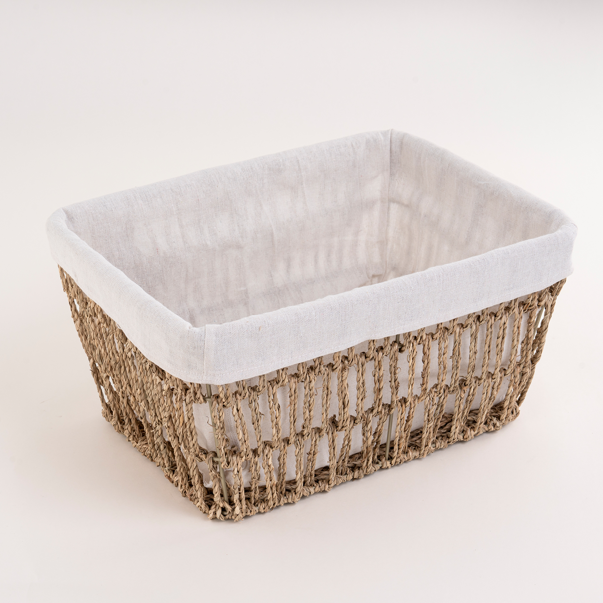 

LAUNDRY STORAGE