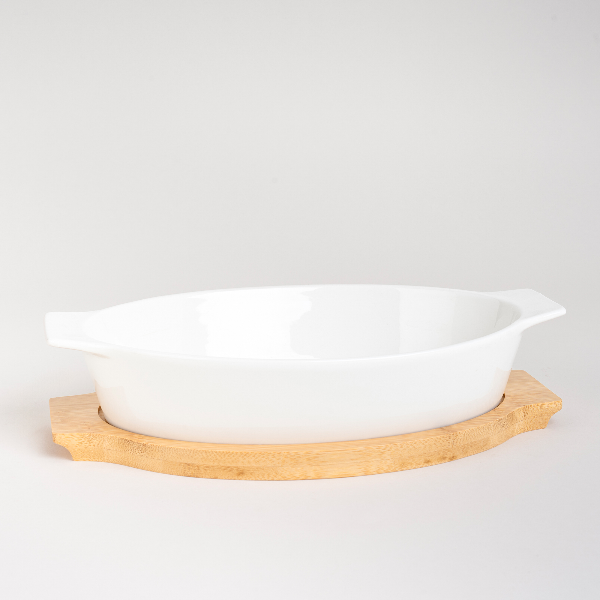 

La Mesa Oven/Serving Oval Plate With Bamboo