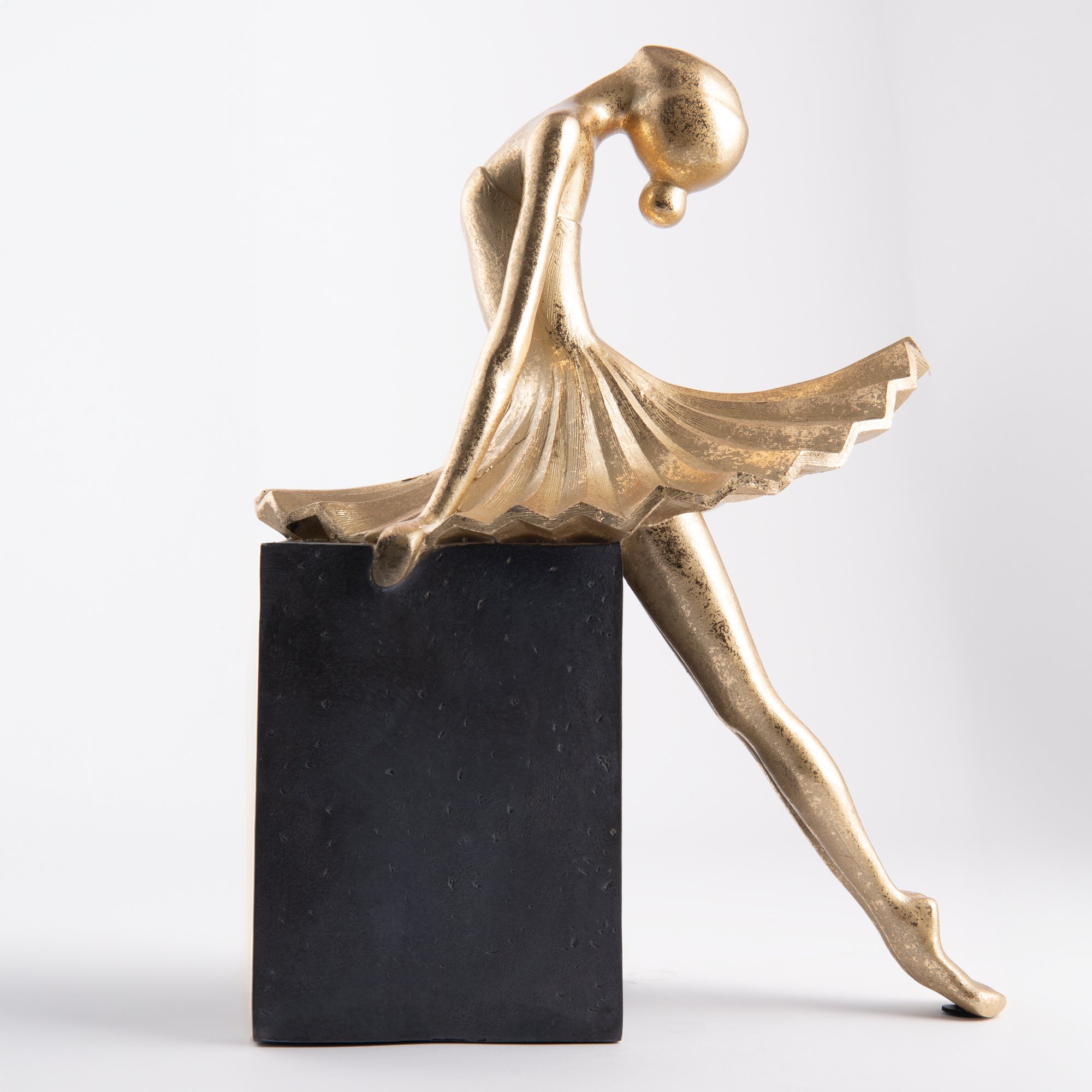 

Homez replica dancing Lady 44 cm