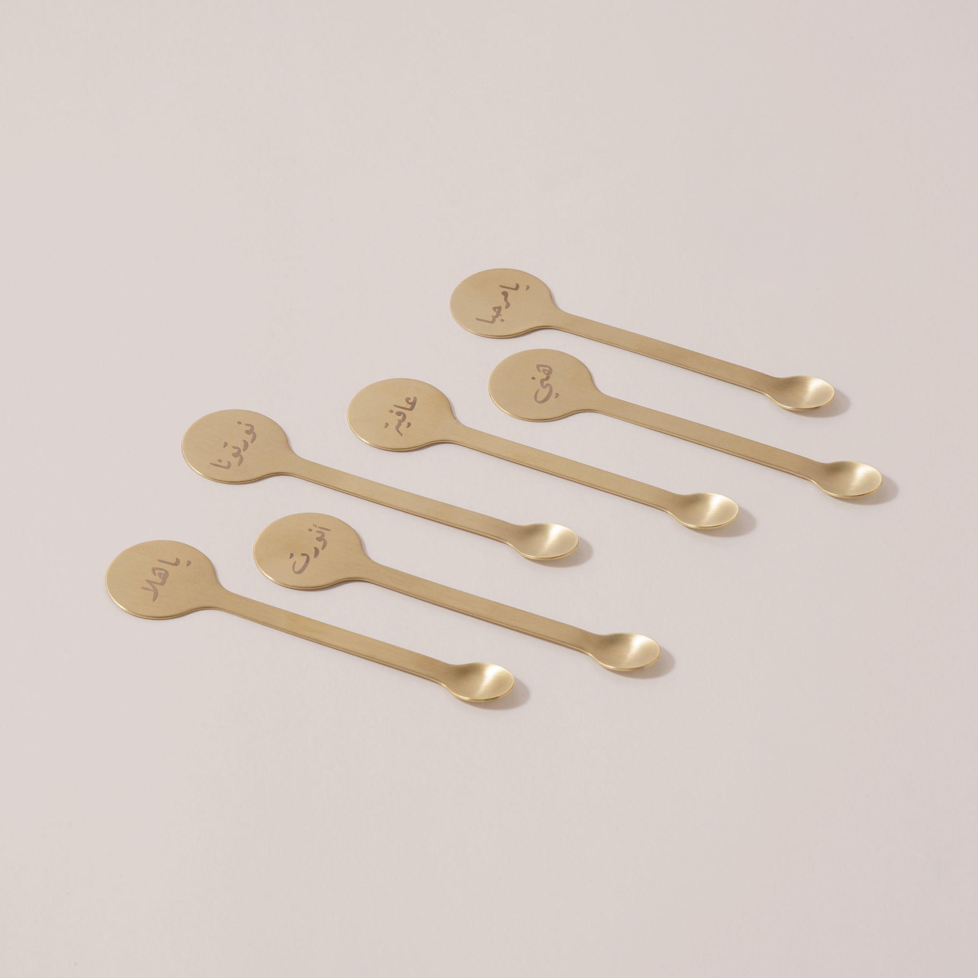 دلتي طقم ملاعق شاي معدن 6 قطع، ذهبي