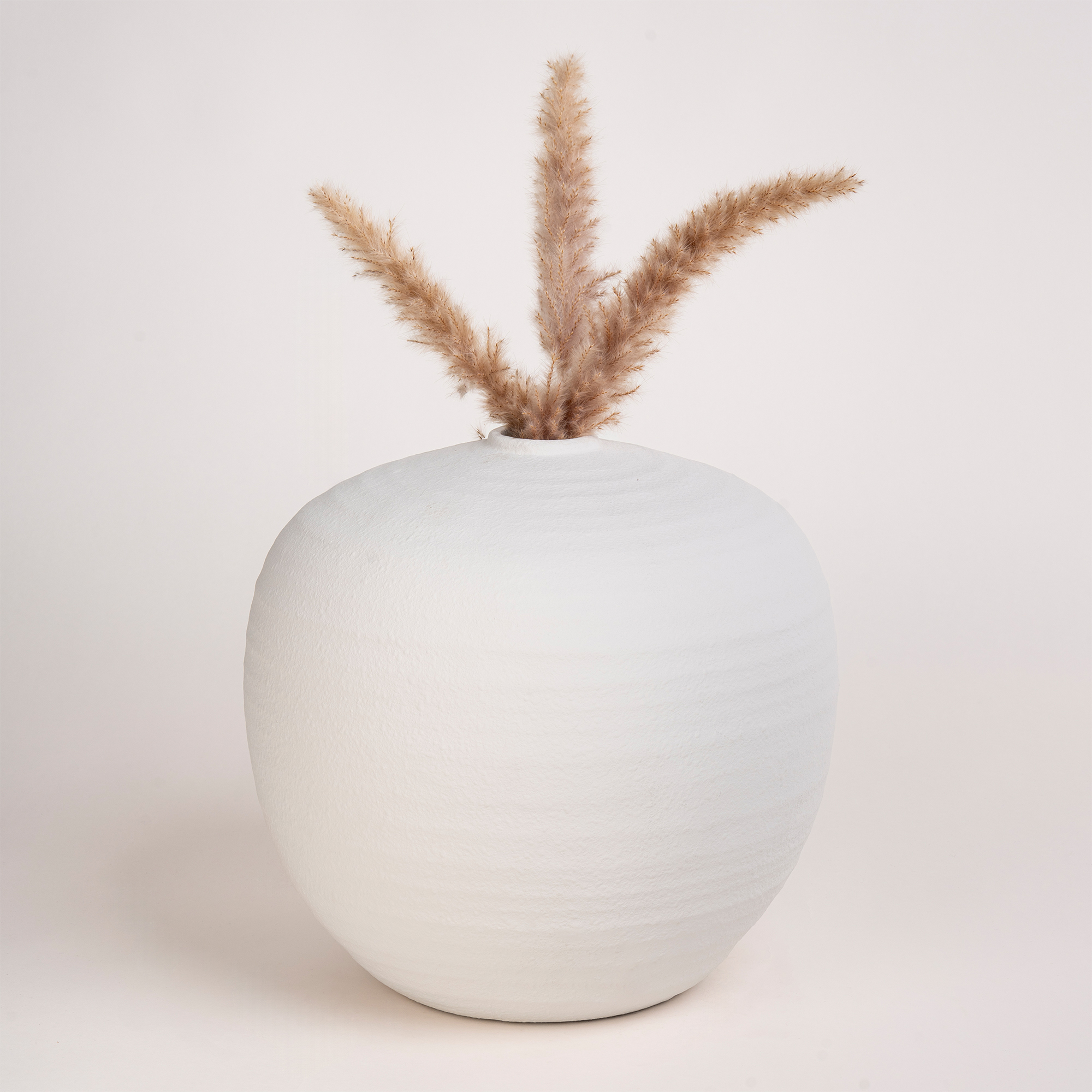 

Homez off white ceramic vase 33*33*31.5 cm