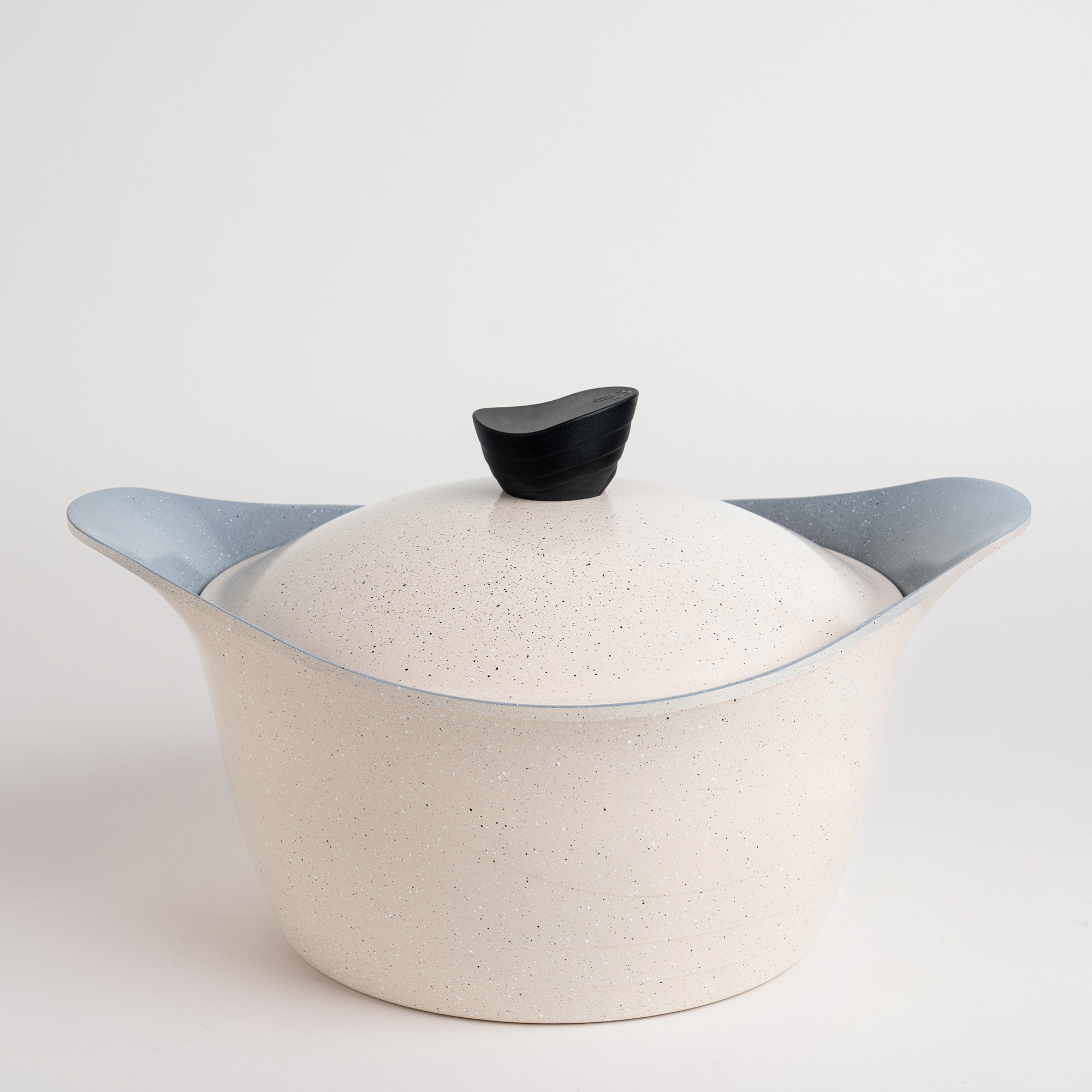 

Lahoya white granite pot with lid