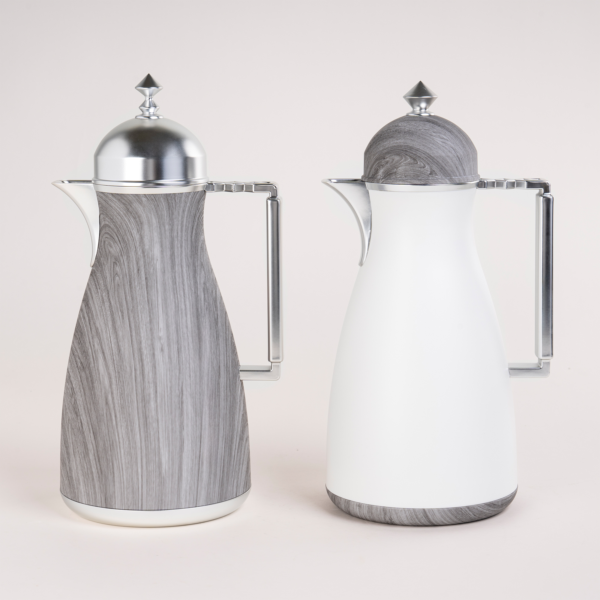

Dallaty 2 Pieces Plastic Vacuum Flask Koufa Gray Wood 1L