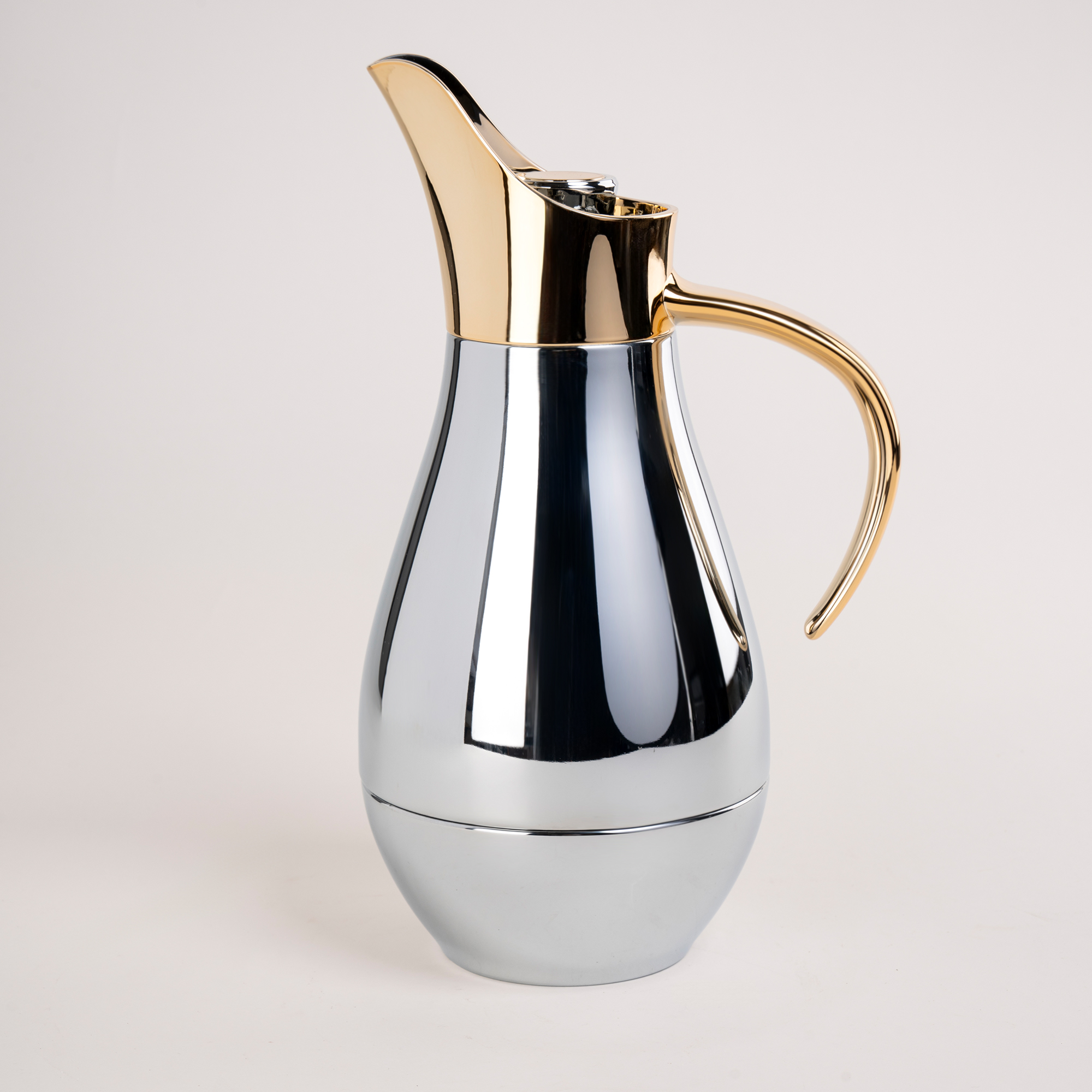 

Dallaty steel vacuum flask chrome/gold 1L