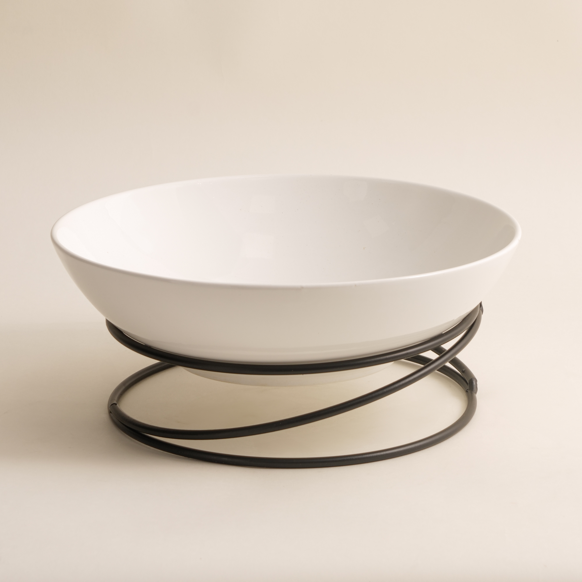 

La mesa round bowl with gold stand 12.5 cm