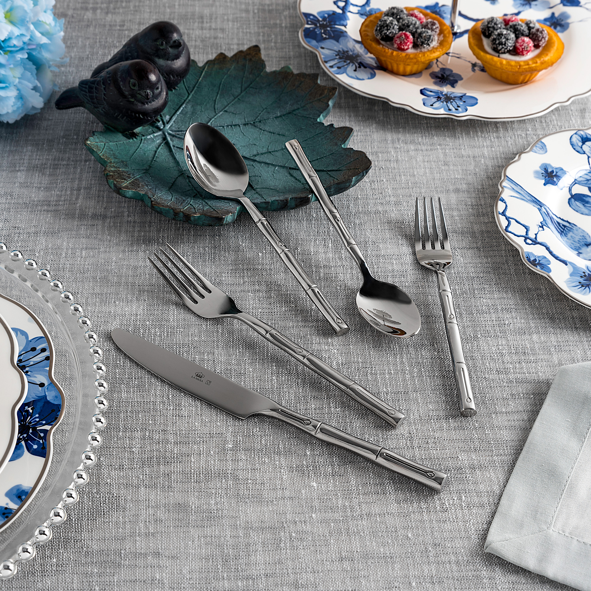 

La Mesa silver stainless steel cutlery set 20 pc