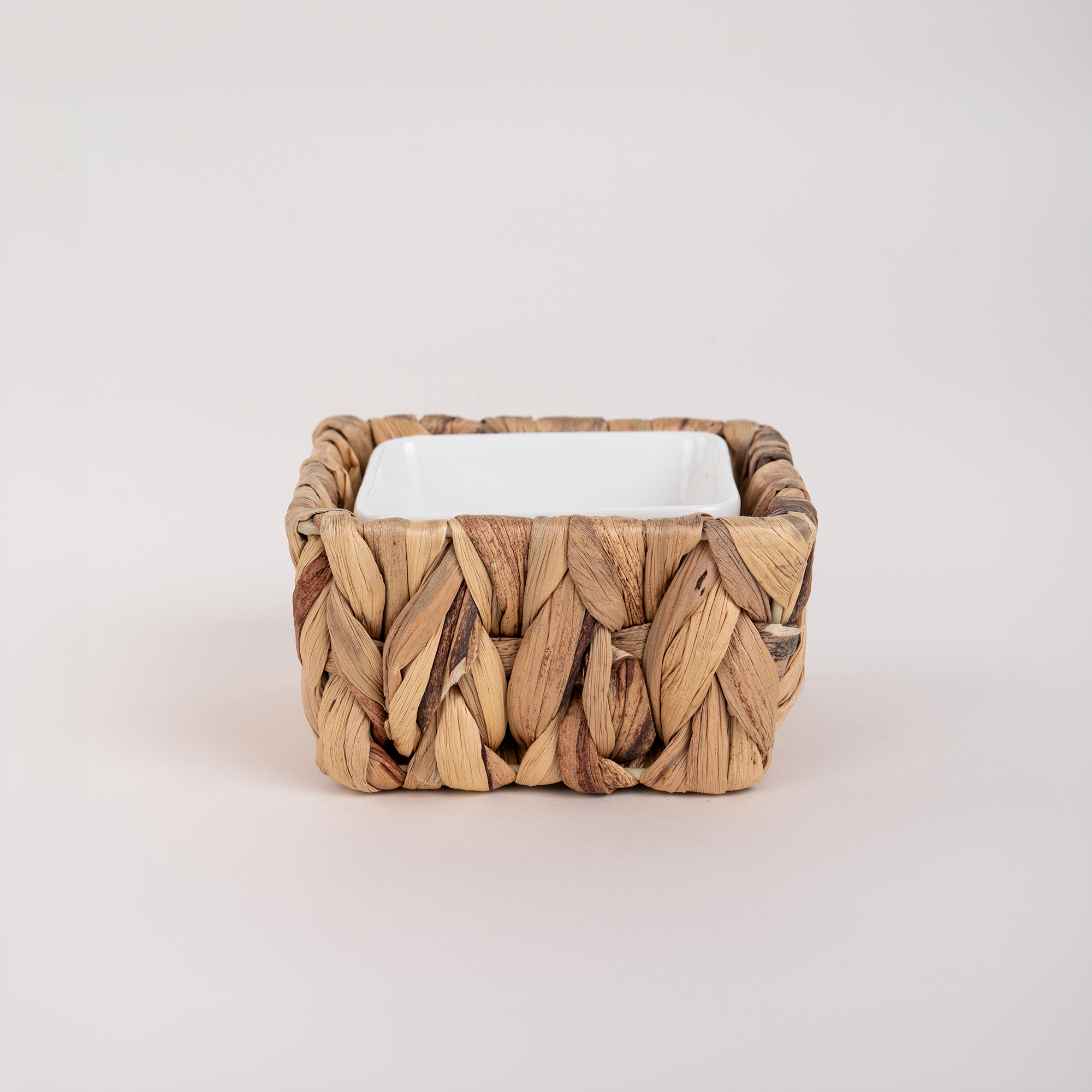 

Porcelain Square Dish With Rattan Basket
