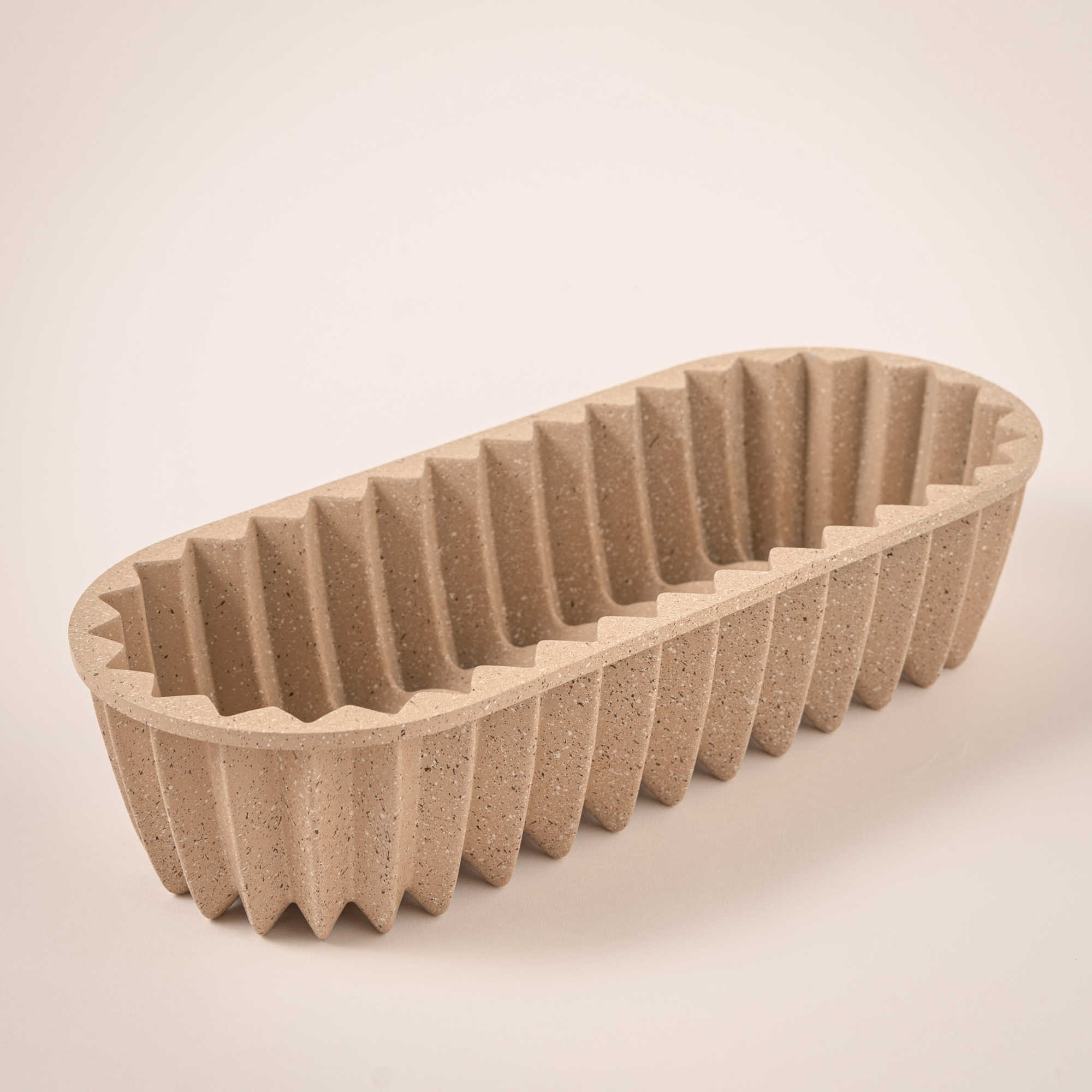 

Alberto Cake Mould Granite Oval Shape