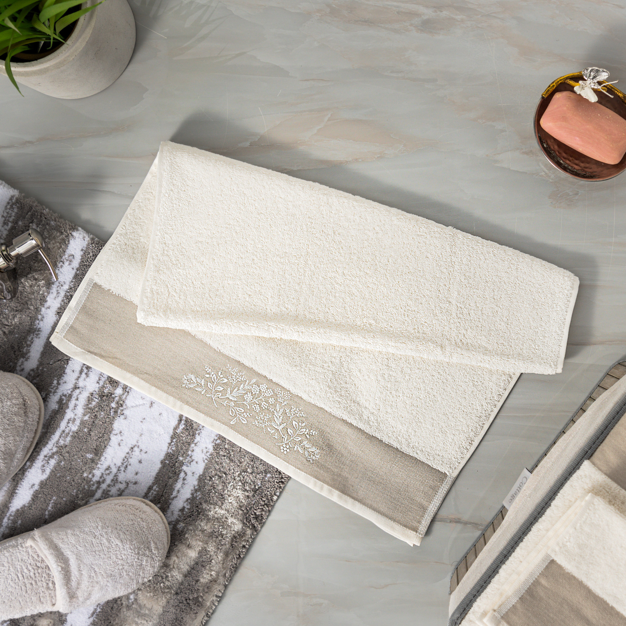 

Elite Embroidered Border Hand Towel White 100% Cotton 50*100 cm
