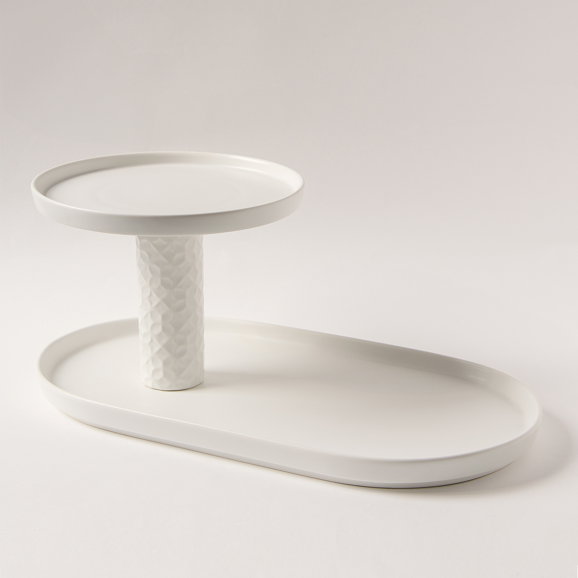 

Safa'a white porcelain cake stand cake stand 51*45*39 cm