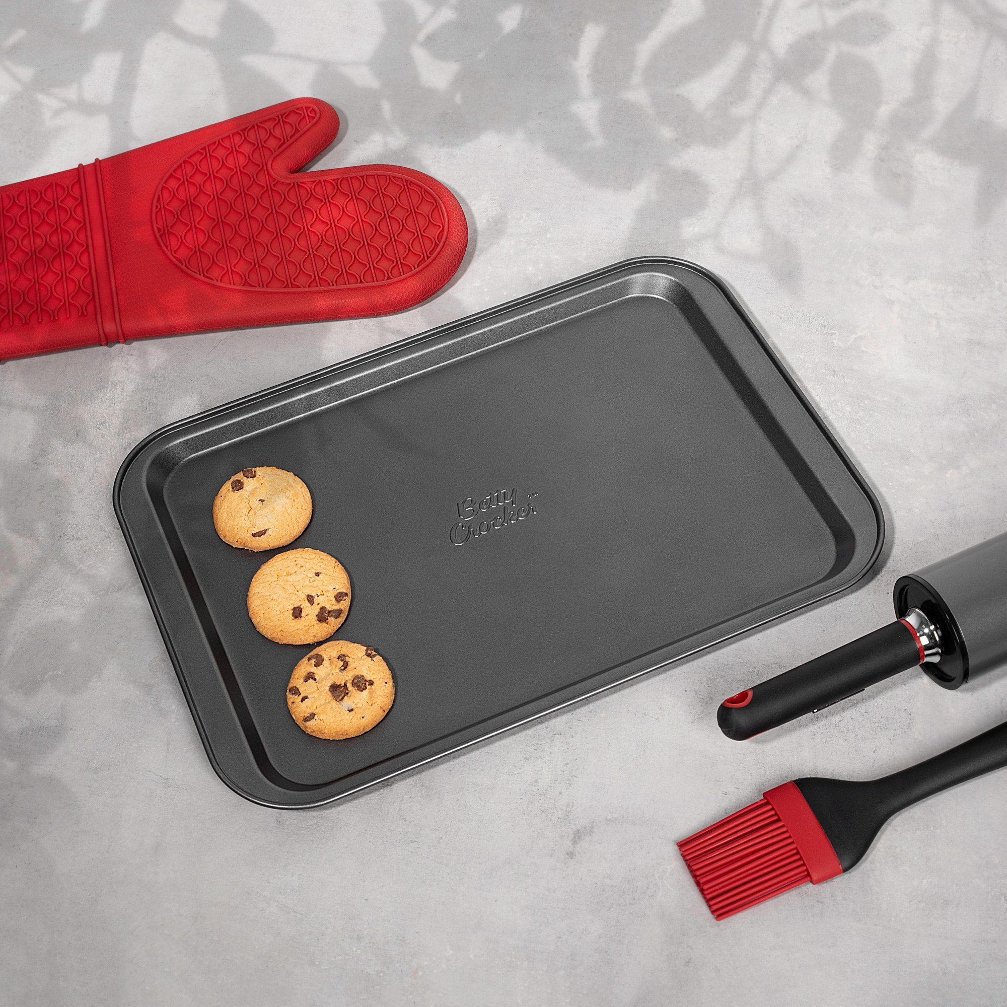 

Betty Crocker Non Stick Cookie Sheet