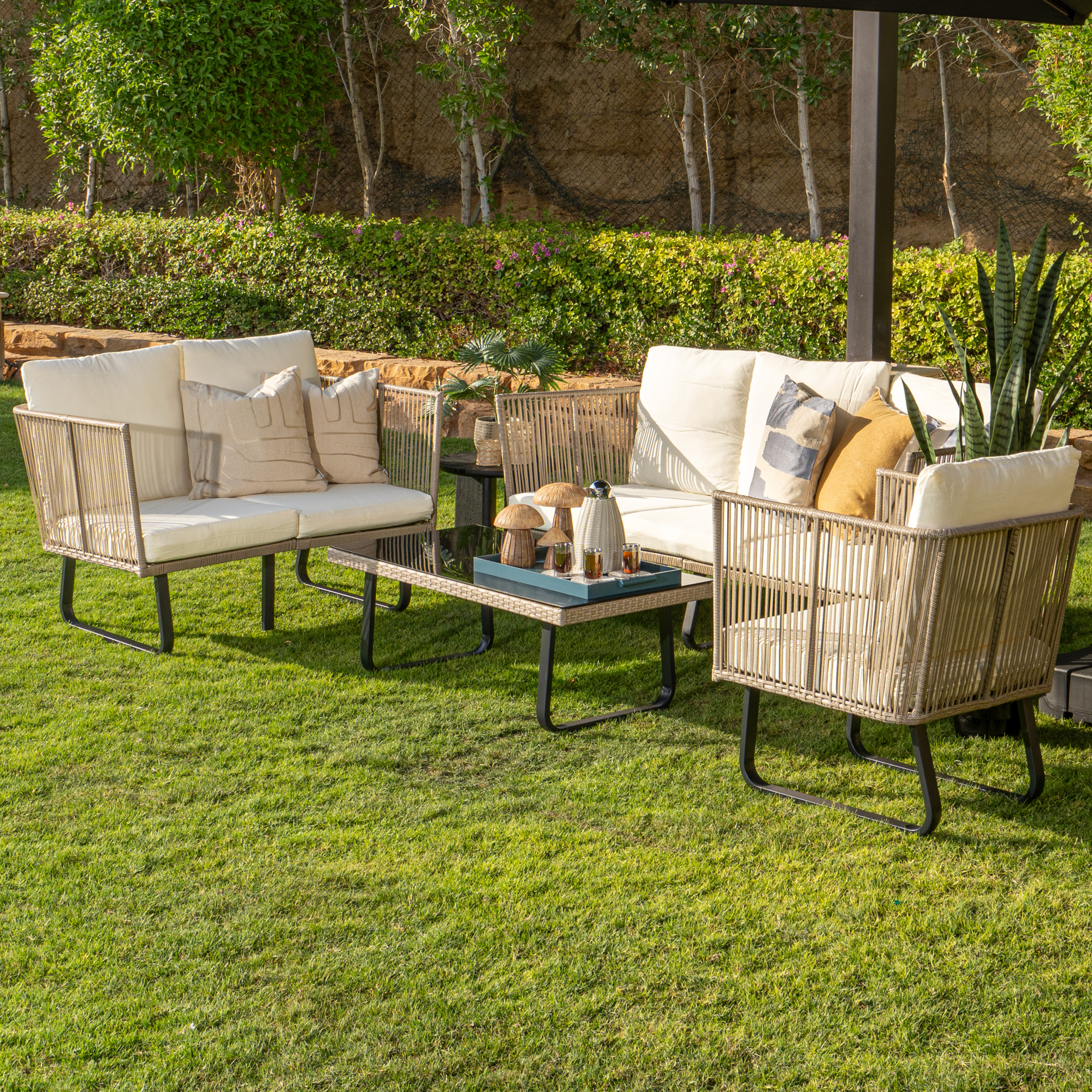 

4 Piece Flat Wicker Sofa Set