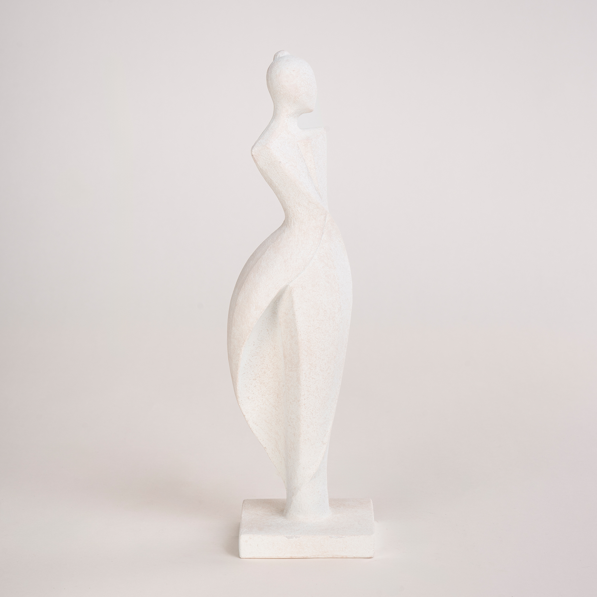 

Homez off white resin woman sculpture 10.2*8.7*34 cm