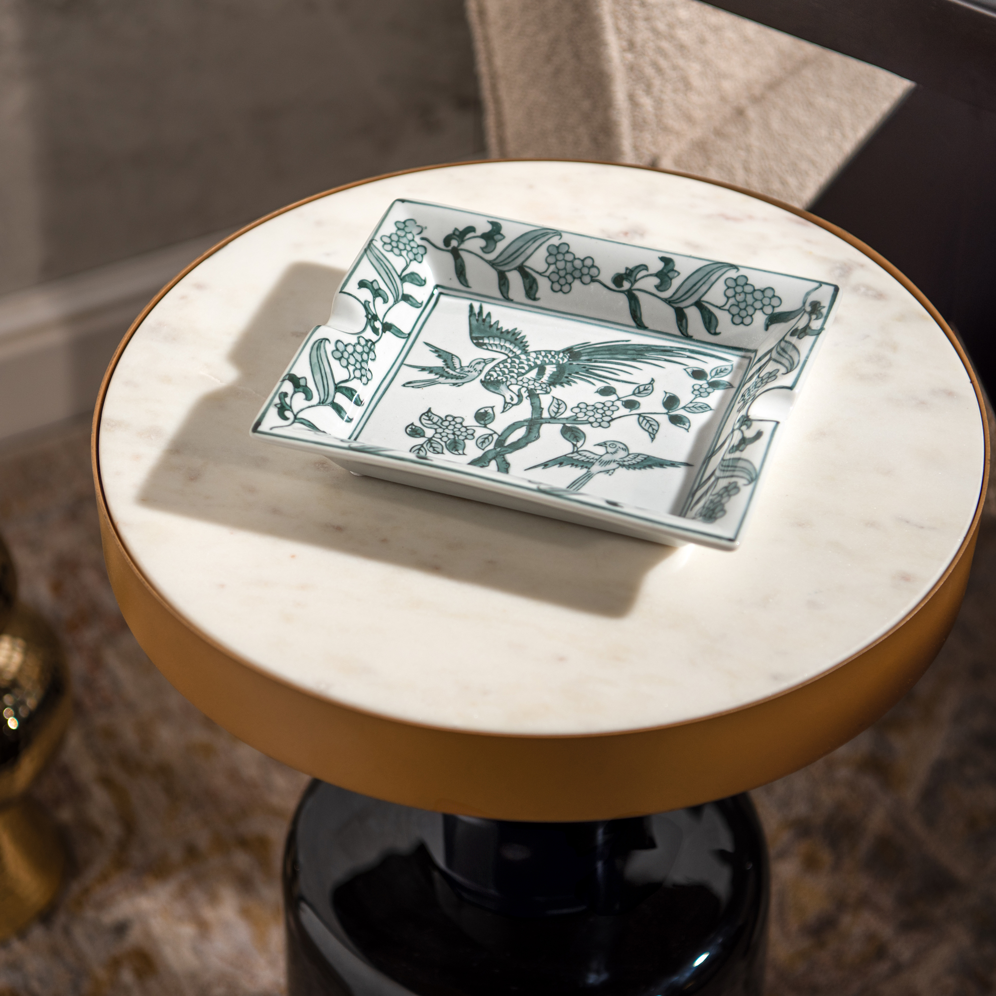 

Ashtray White 20.5X4.5X17.5Cm