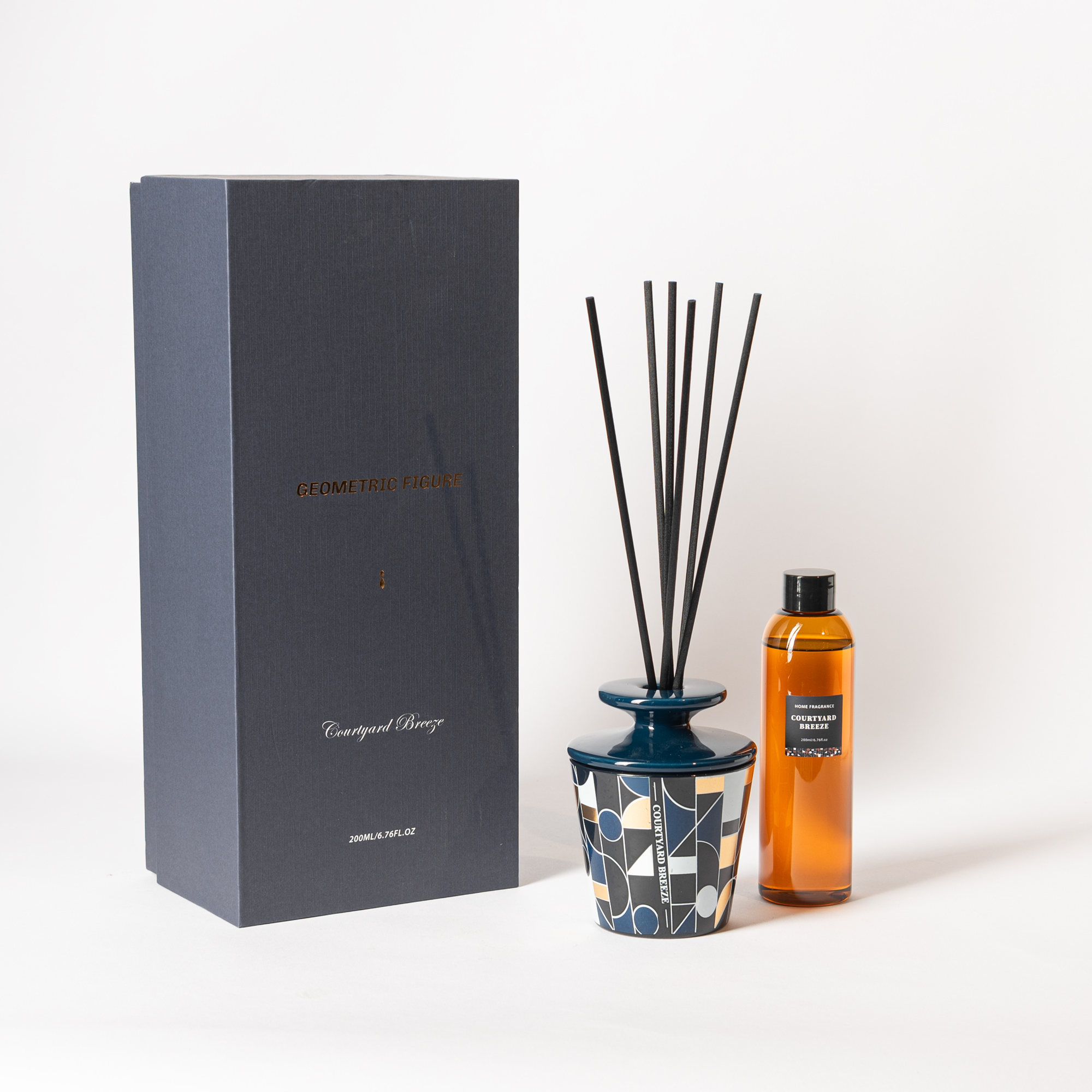 

Courtyard breeze diffuser with fiber sticks 200 ml