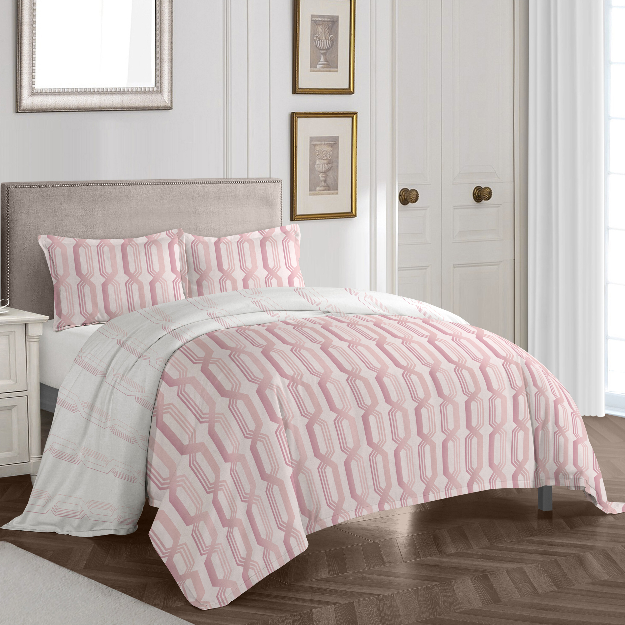 

Cottage pink link print comforter twin size