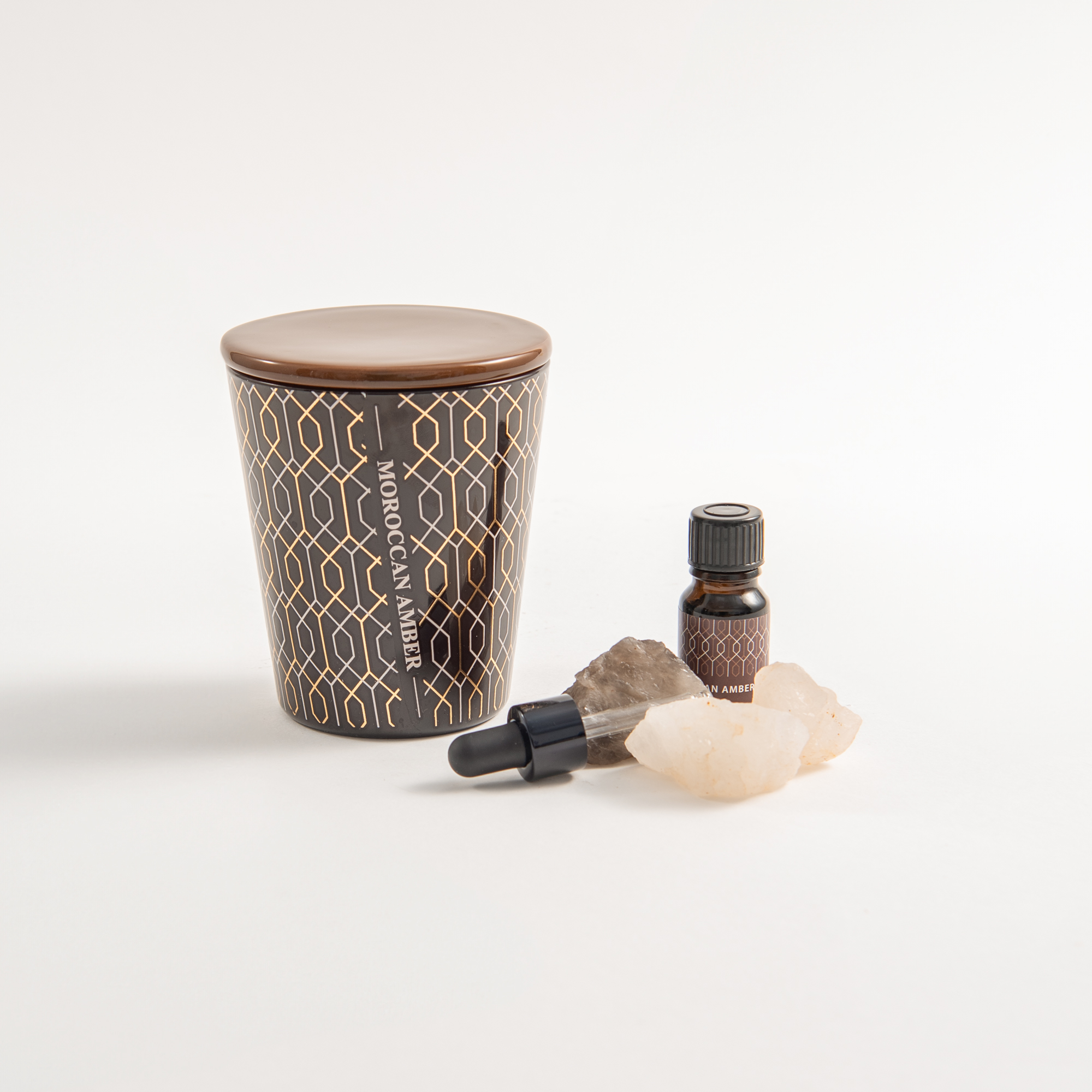 

Moroccan amber diffuser set with oil and crystals
