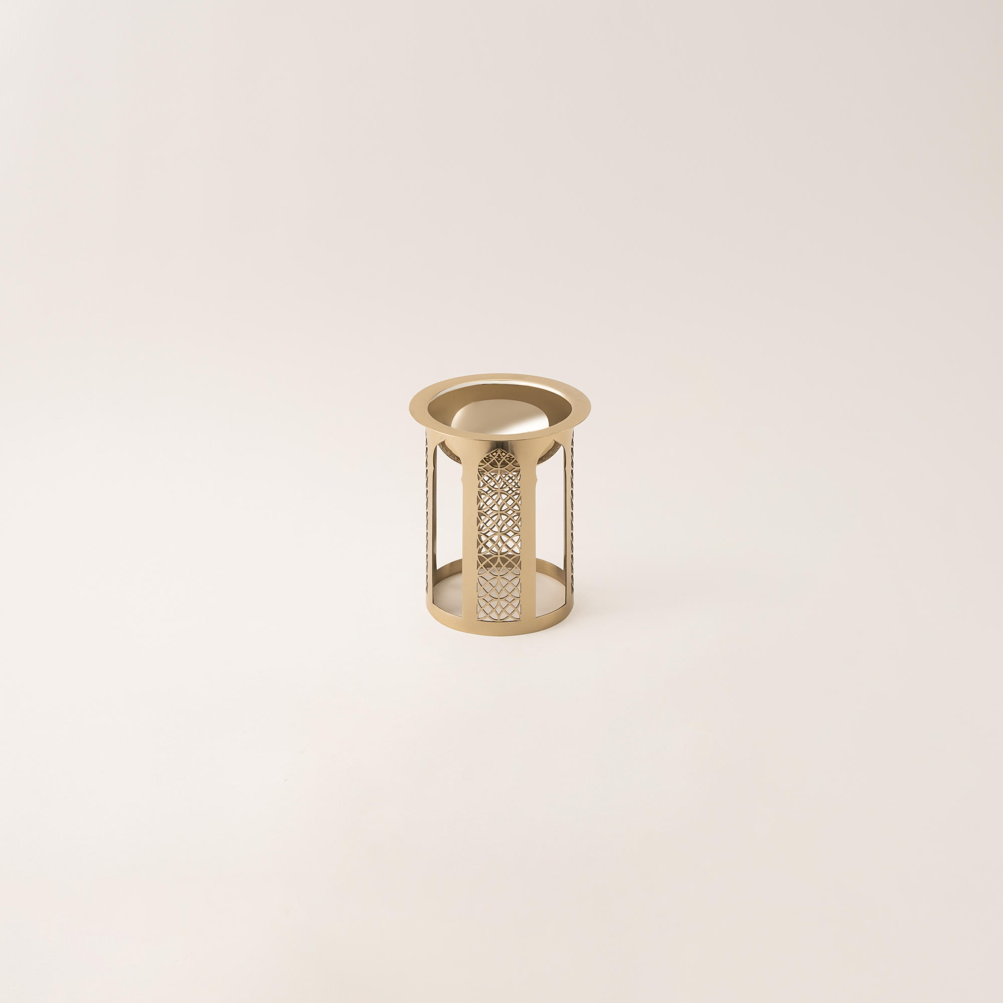 

Qourb gold steel nut bowl