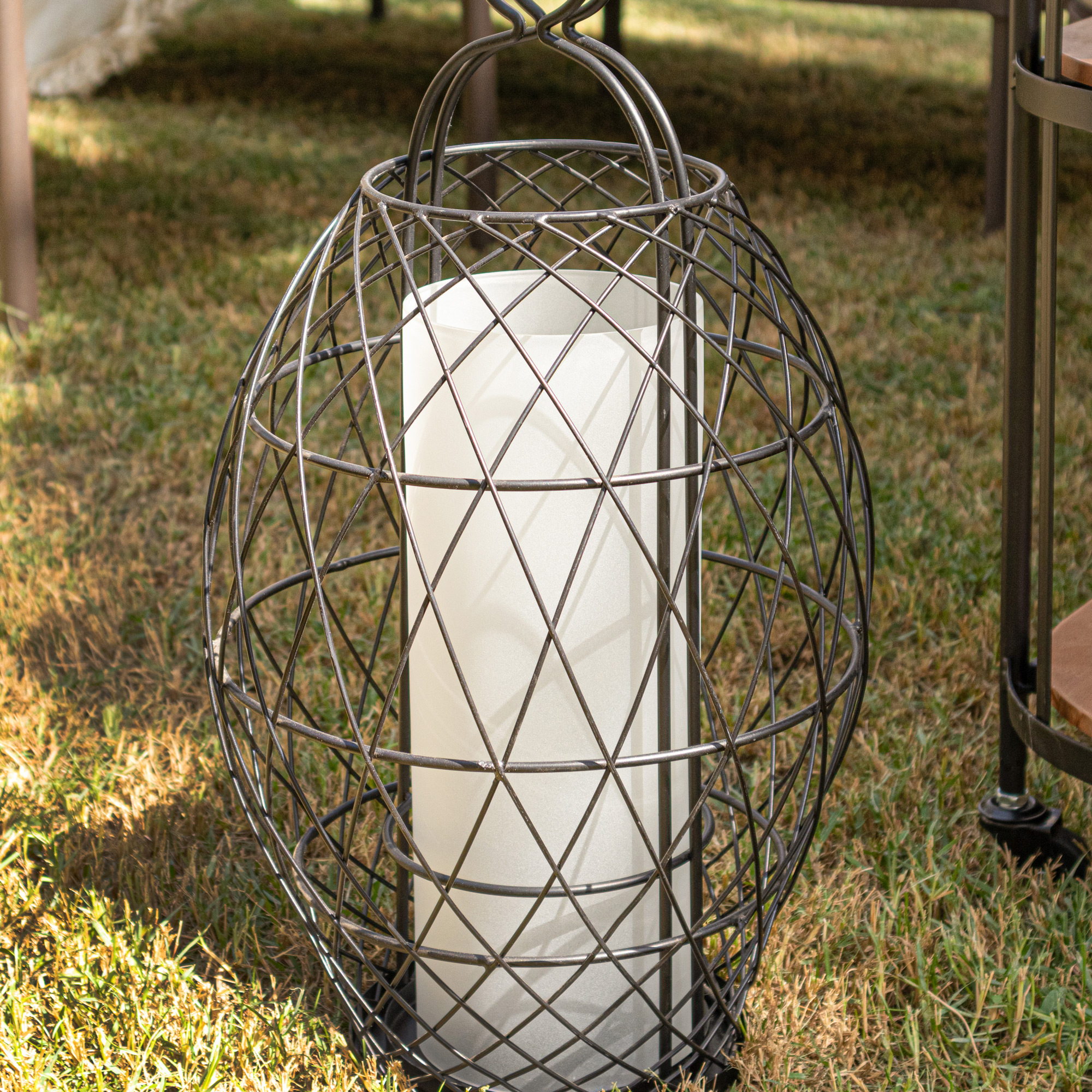 

Iron Lantern Black
