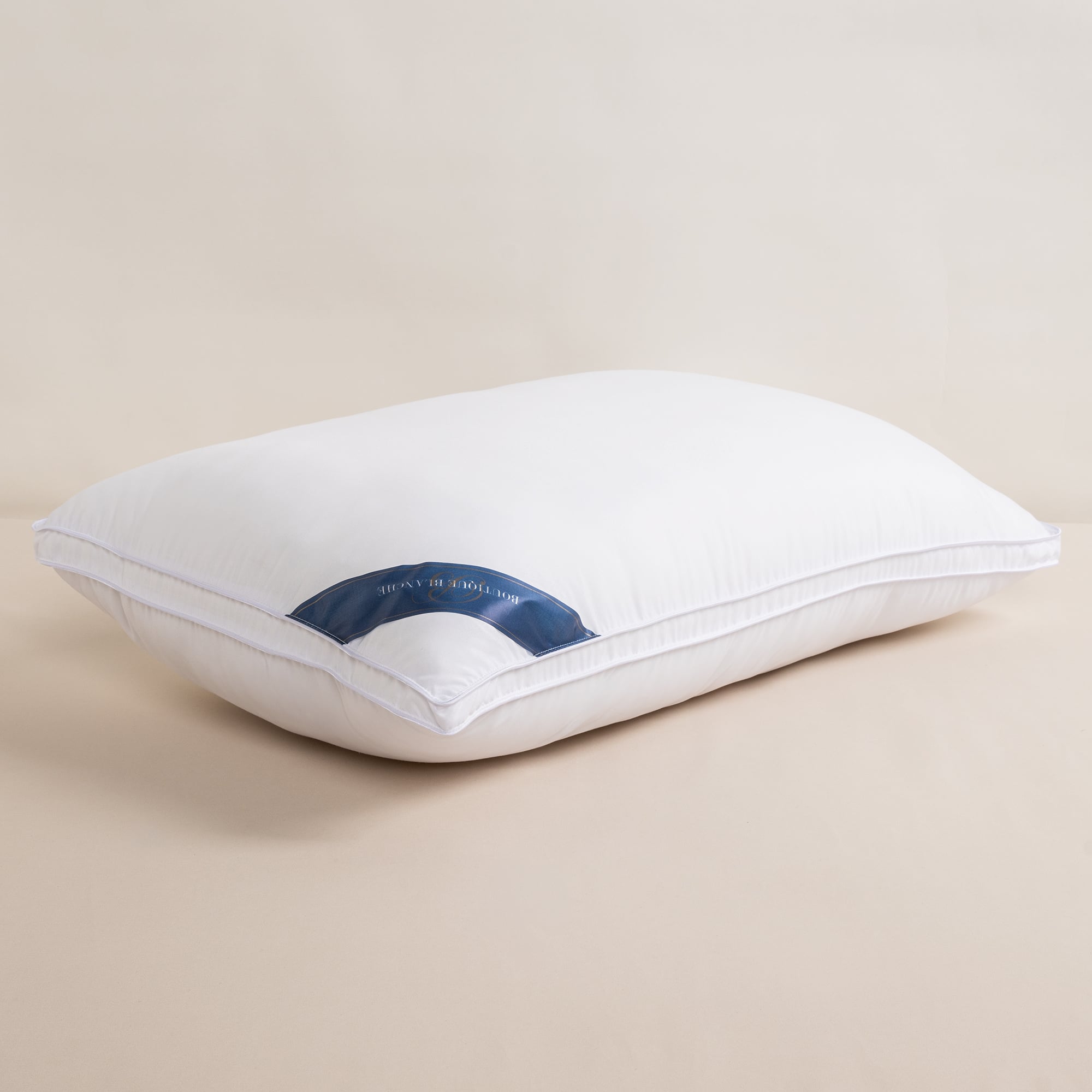 Boutique Blanche white mircofiber ultra soft pillow