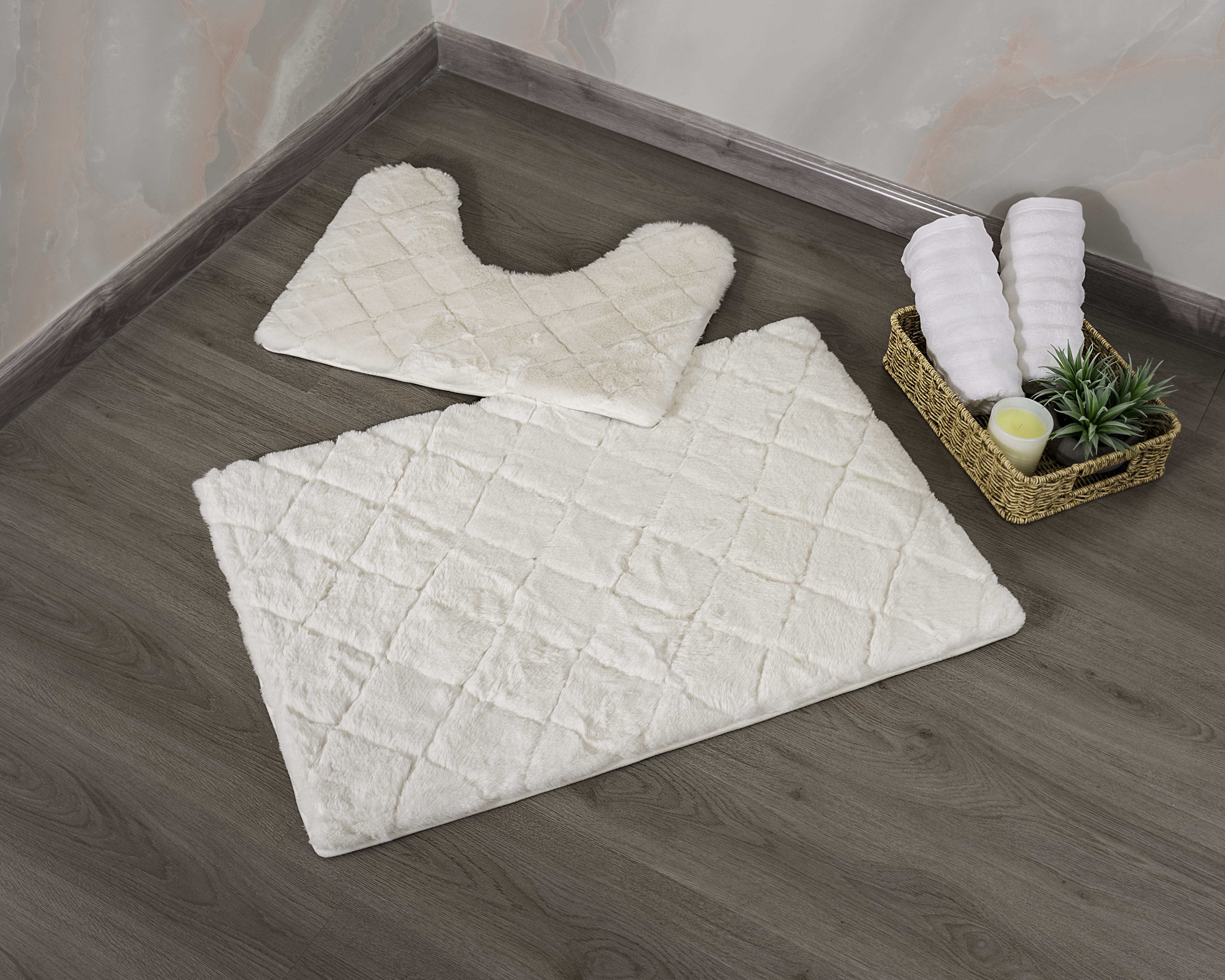 

Cottage white polyester bathmat 60*90 cm