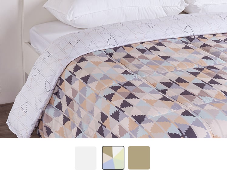 Multicolor Comforters